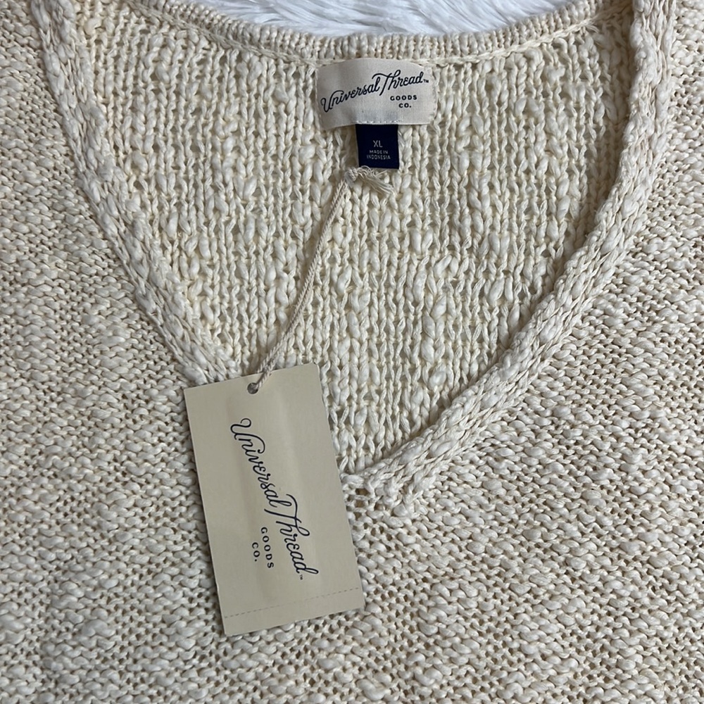 Universal Thread Knitted‎ Sweater - Picture 3 of 4